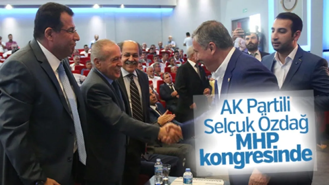 AK Partili Selçuk Özdağ MHP kongresine katıldı