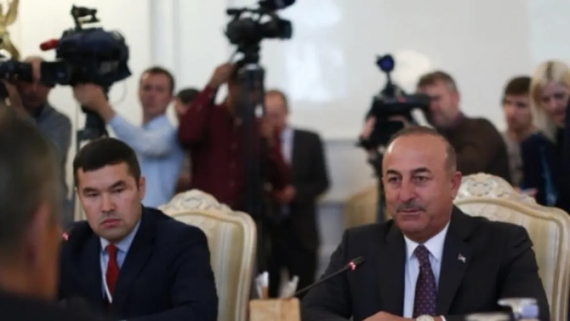 Çavuşoğlu Lavrov ile bir araya geldi