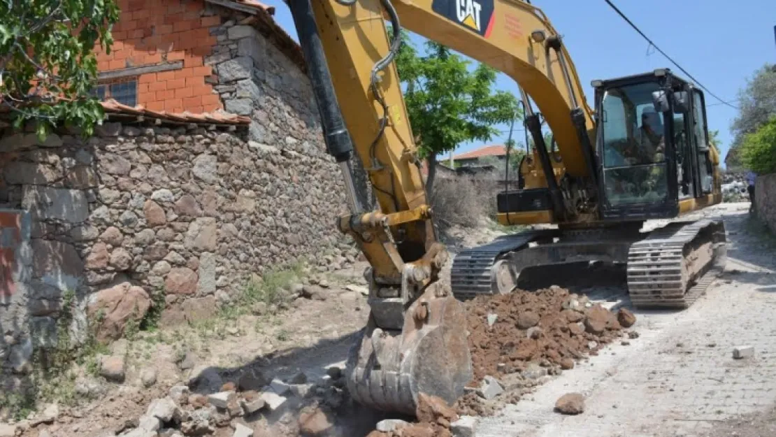  48 KİLOMETRELİK ALTYAPISINI YENİLEDİ