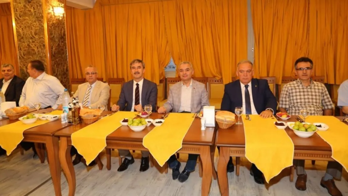 TUTSO  iftarlı meclis toplantısı yaptı