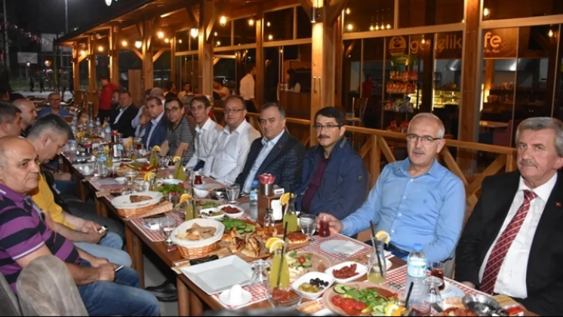 Cumhur ittifakı sahur 'da bir araya geldi