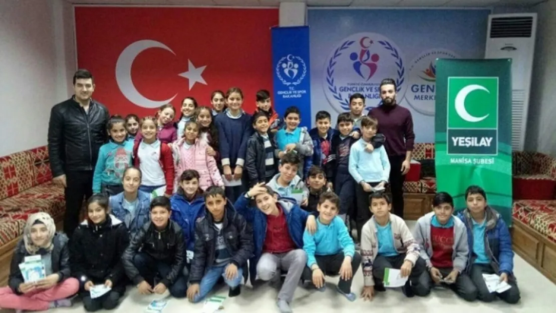 YEŞİLAY'IN GENÇLERİ SAHNEYE ÇIKIYOR