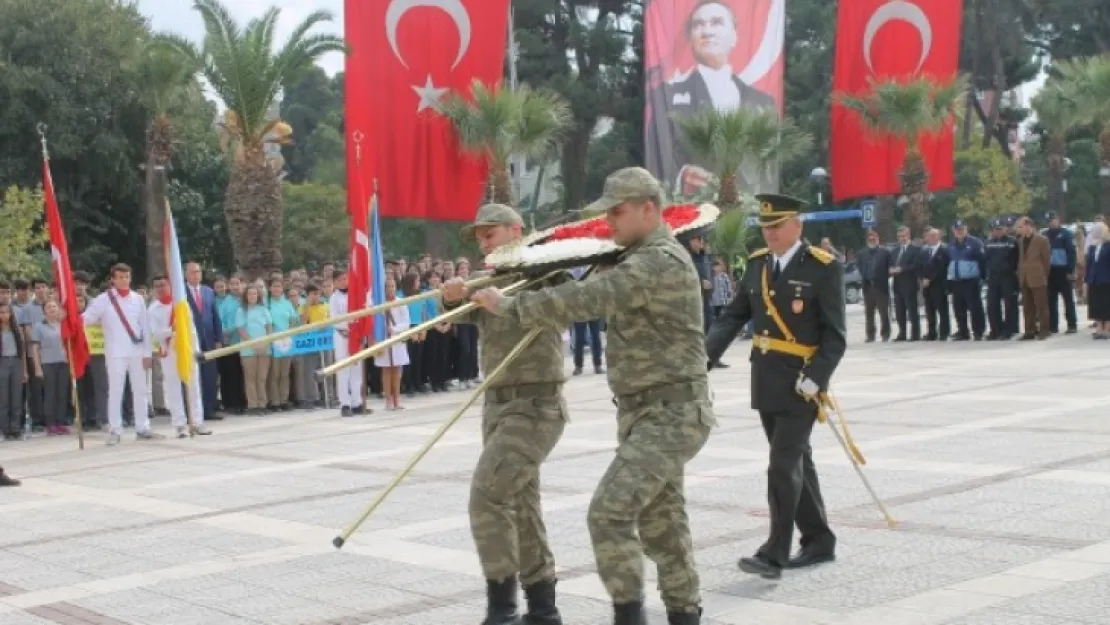 TURGUTLU'DA 29 EKİM KUTLAMALARI BAŞLADI