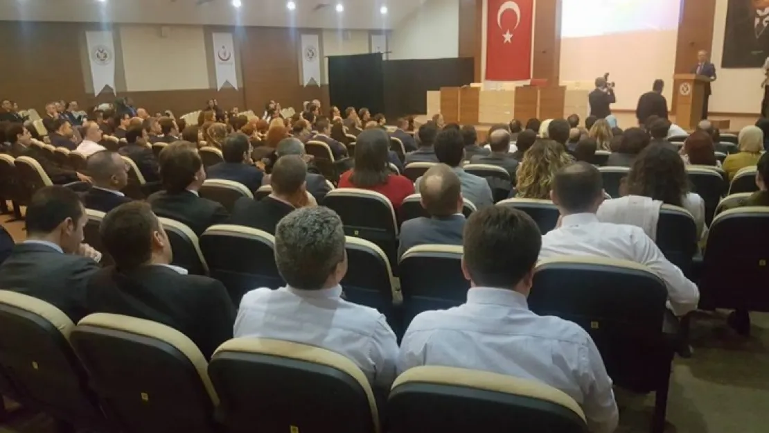 Görevlerine yeni başlayan idareciler, Turgutlu'da bir araya geldi