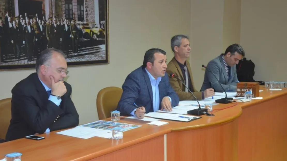 Engin Okyay Nisan Ayı Meclis Toplantısını Yönetti