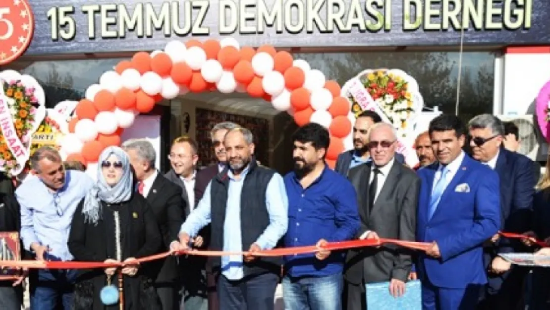 Turgutlu'da 15 Temmuz Demokrasi Derneği açıldı