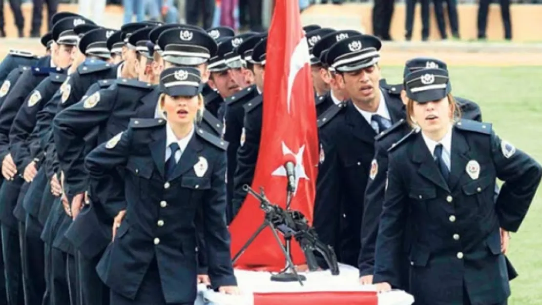 Gençler hazır olun 10 bin polis alınacak!