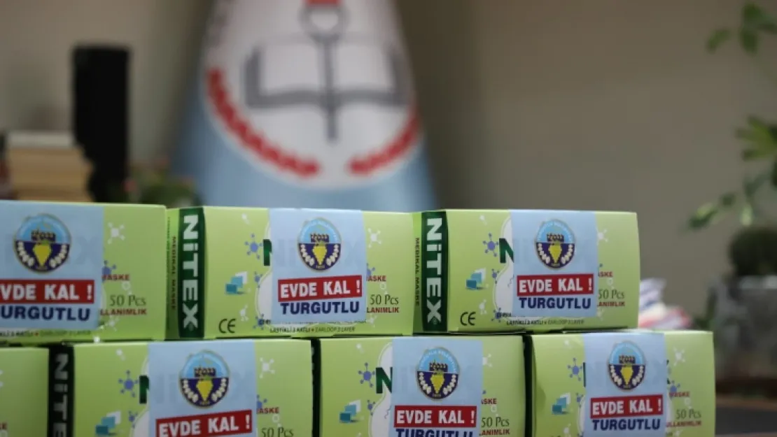 Okullara 75 Bin Adet Maske Desteği