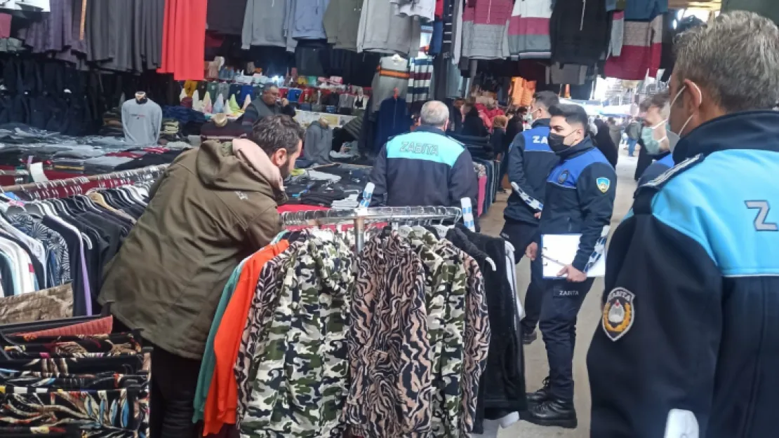 Pazar Yerlerinde Denetimlerini Sürdürüyor