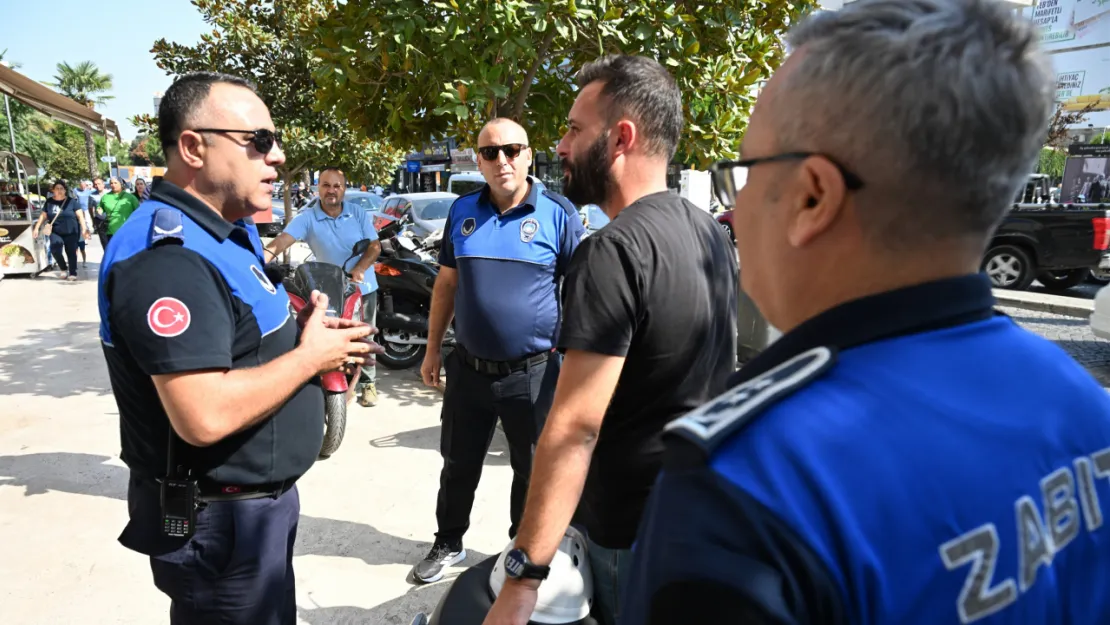 Salihli'de Kaldırım İşgali Denetimi Yapıldı