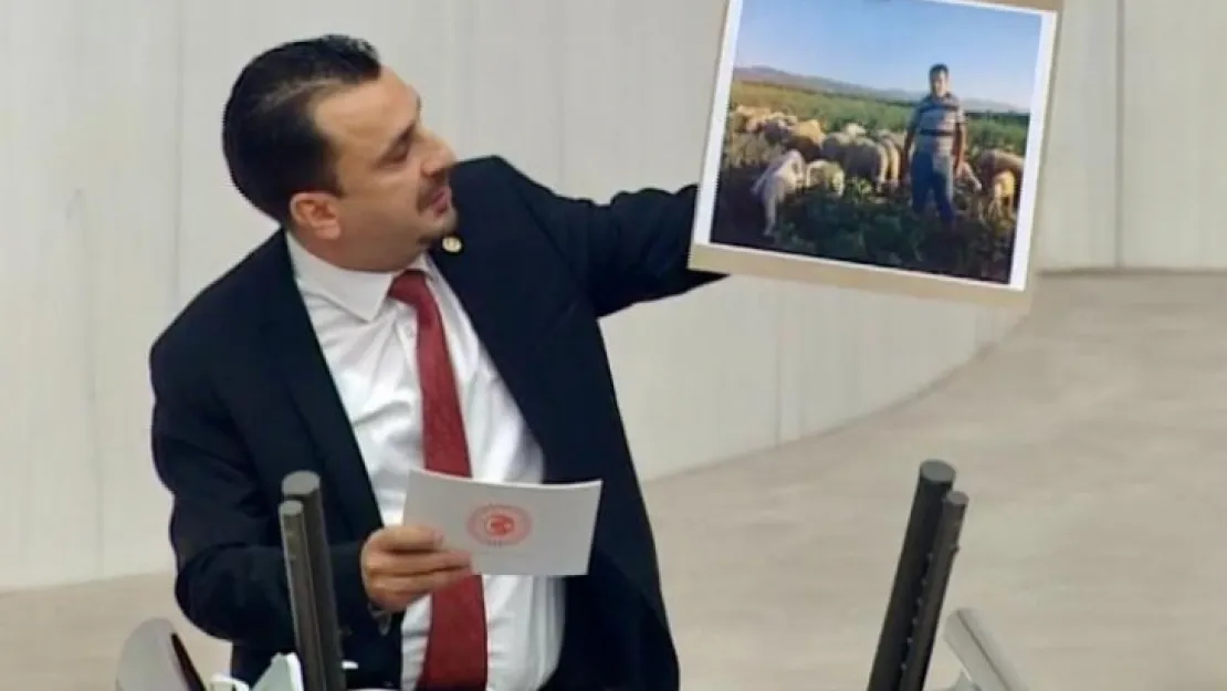 Tarım Bakanı Çiftçinin Arkasında Durmuyor, Çiftçi Yine Unutuldu