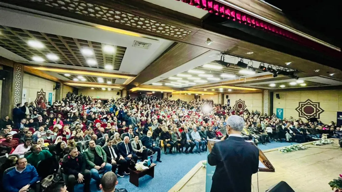 TDED Manisa ve MY Koleji İmzasıyla Şeb-i Yelda'da Unutulmaz Gece: 'Saz Söz ve Biz - Türkü ve Şiir Gecesi'