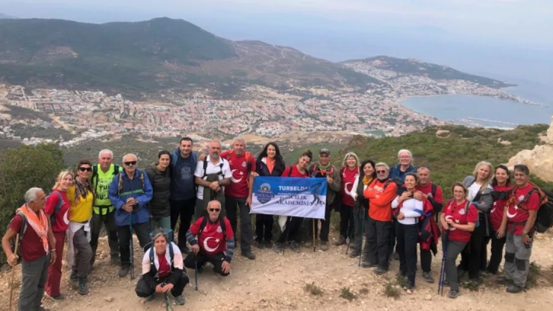 TURBELDAK Ekibi Kozbeyli-Foça Parkurunu Tamamladı