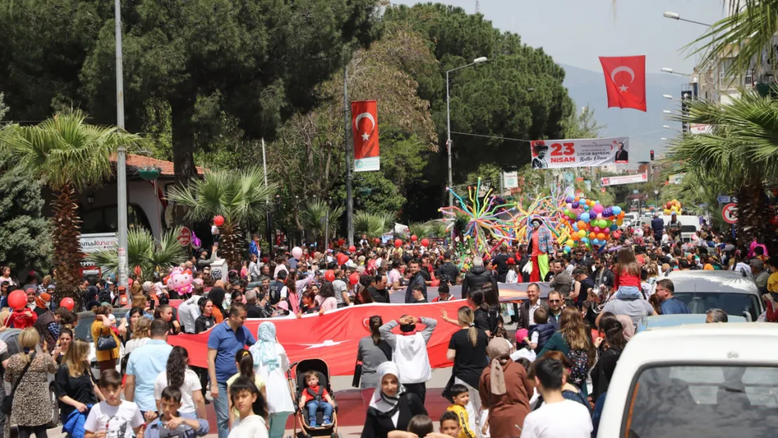 Turgutlu  23 Nisan'ı 'Çocuk Şenliği ve Ulusal Egemenlik Korteji' ile Kutlayacak