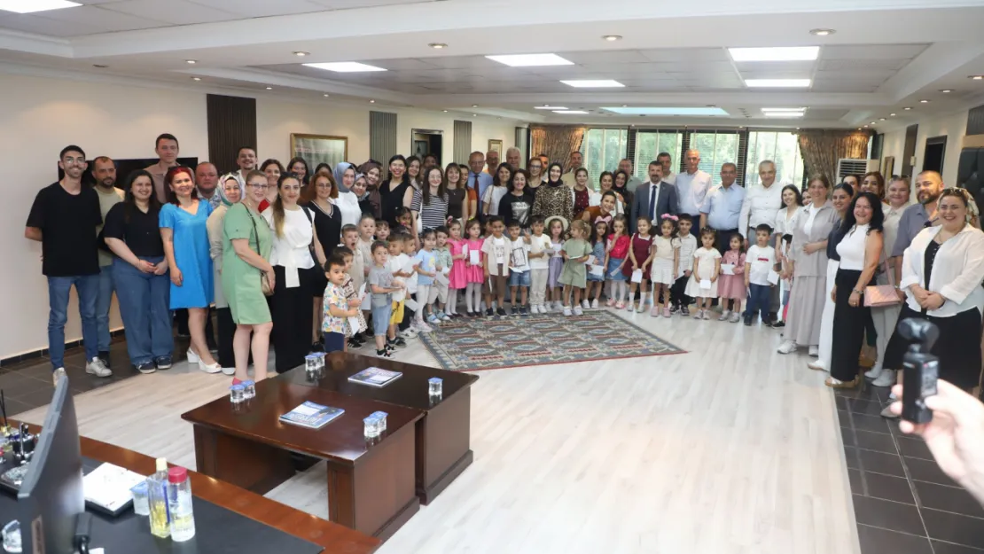 Turgutlu Belediyesinde Bayramlaşma Sevinci Yaşandı
