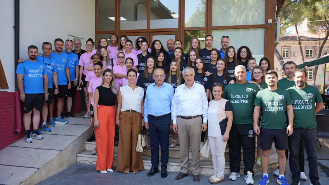 Turgutlu Belediyespor Moral Kahvaltısında Buluştu