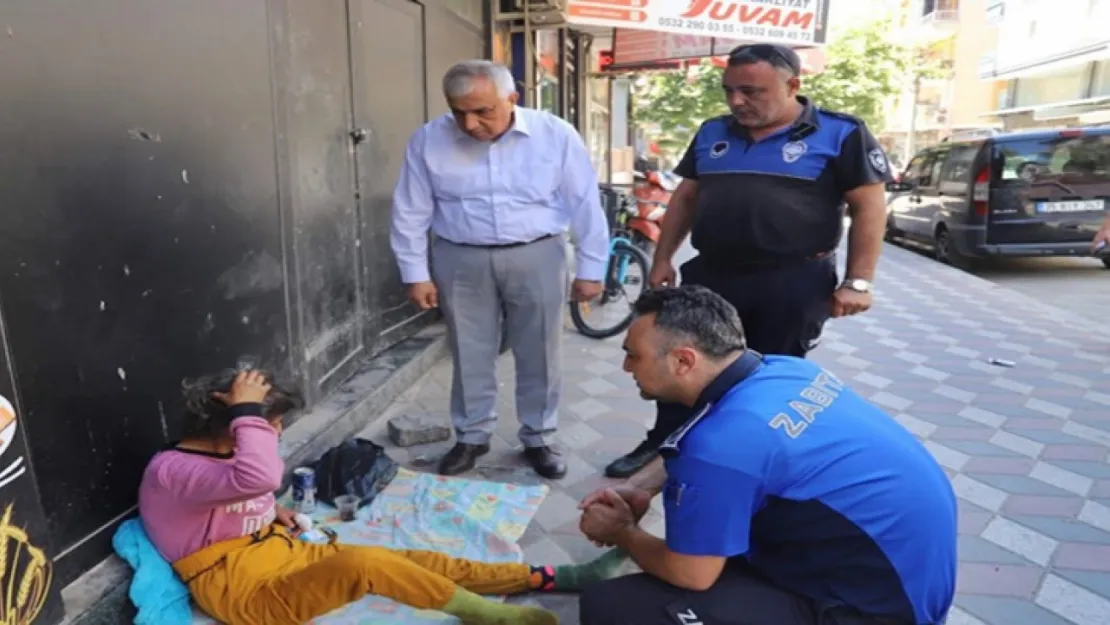 Turgutlu'da Sokakta Kalan Vatandaşa Belediye Sahip Çıktı
