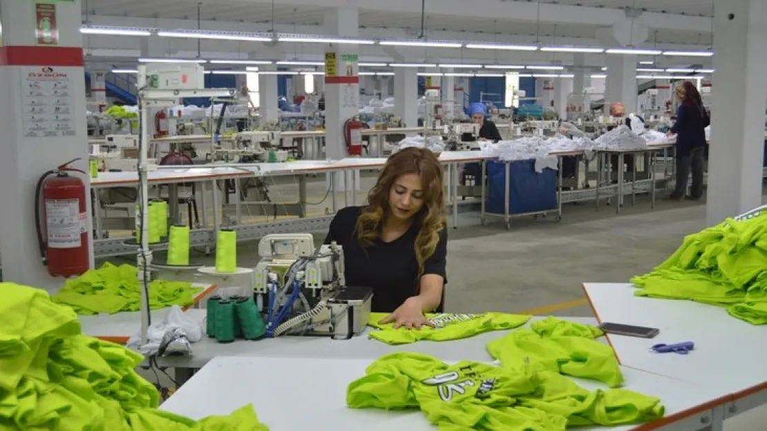 Turgutlulu Genç Yetenek Uğurlu Tekstil'in Reklam Yüzü Oldu