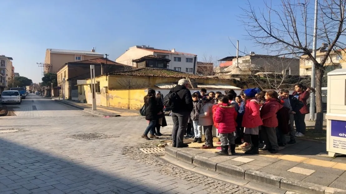 Turgutlu'nun Tarihini Gezerek Öğreniyorlar
