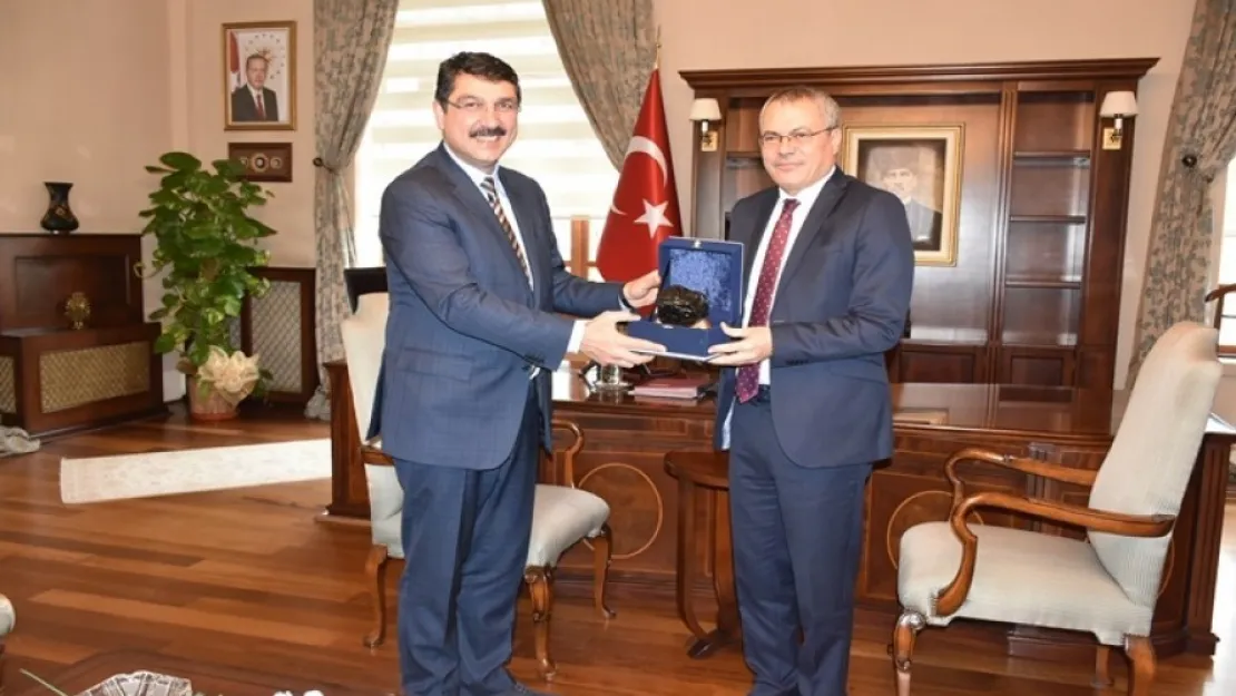 Vali Deniz Karahan'ı Ağırladı
