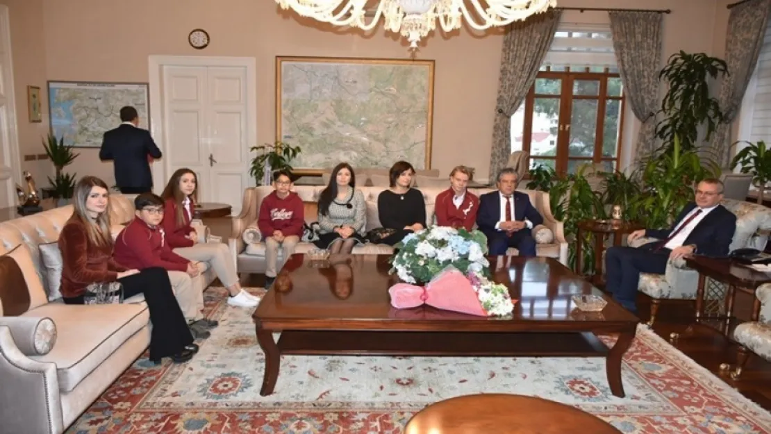 Mektebim Okullarından Vali Deniz'e Ziyaret