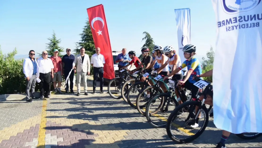 Yunusemre Dağ Bisikleti Maratonu Türkiye Şampiyonası'nda Madalyalar Sahiplerini Buldu