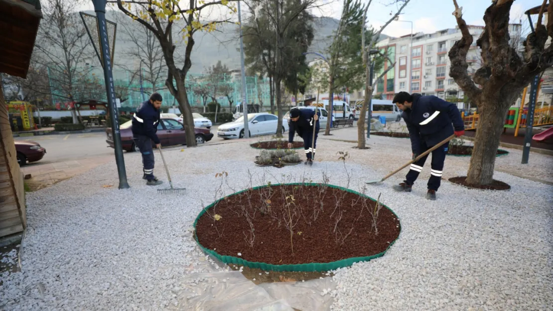 Yunusemre'den Kaynak Mahallesi'nde Peyzaj Çalışması