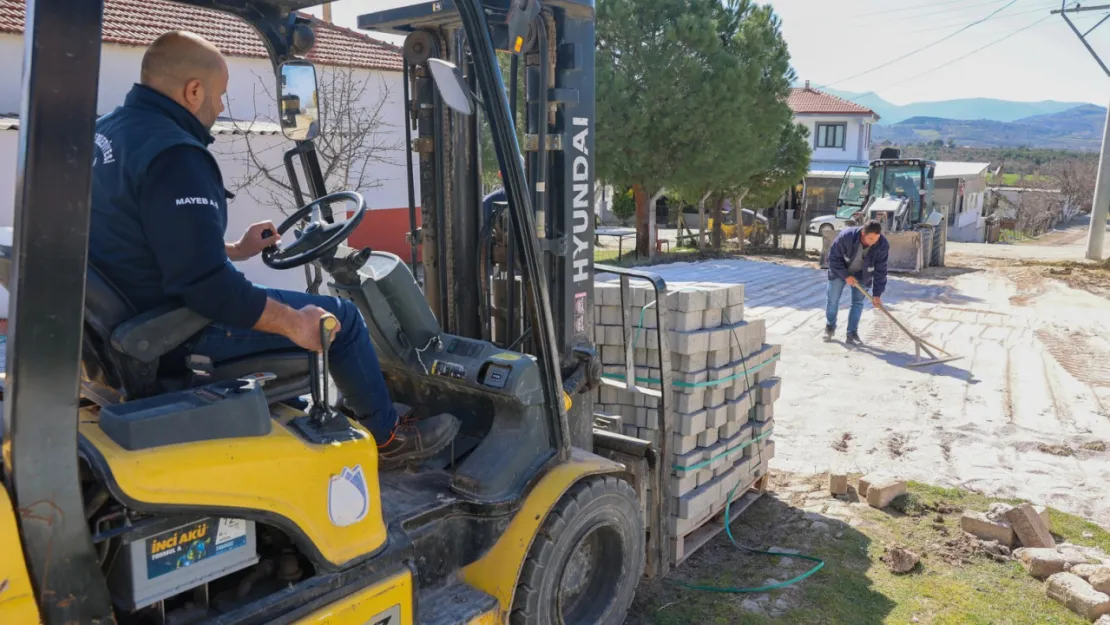 Yunusemre'den Osmancalı'da Yol Çalışması