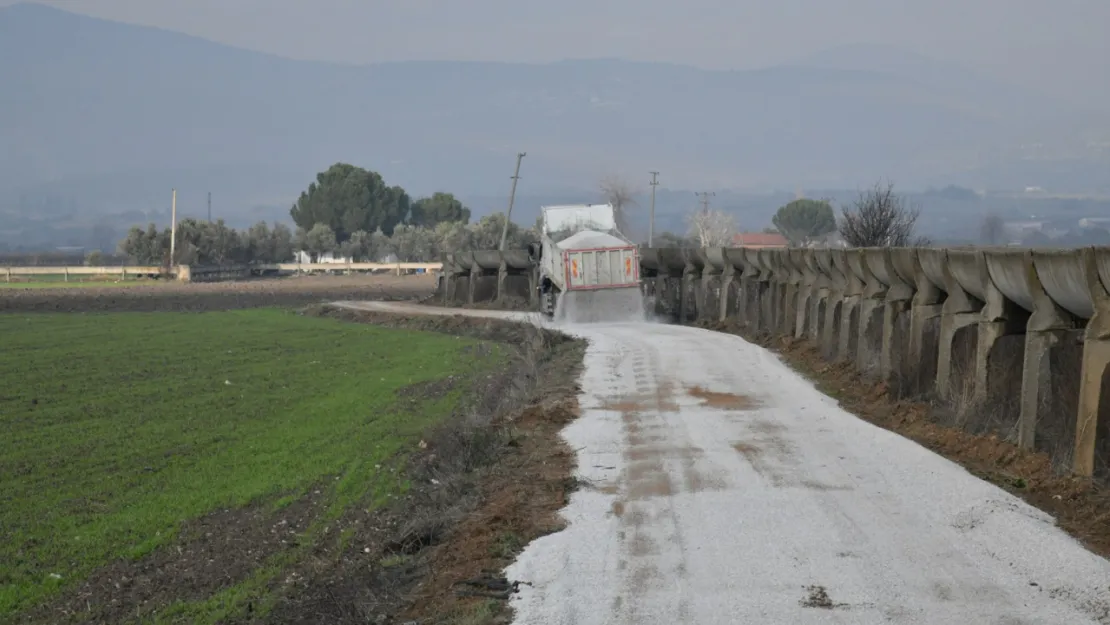 Yunusemre Ova Yollarını Düzenliyor