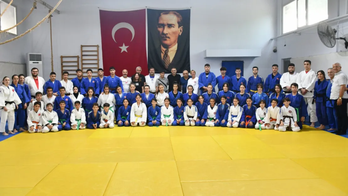 Yunusemreli Judocular Türkiye Ve Balkan Şampiyonalarına Hazır
