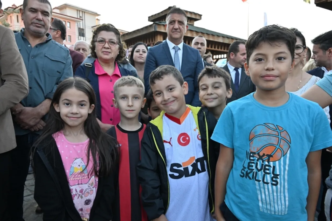 Büyükşehir'den Eğitime Büyük Destek