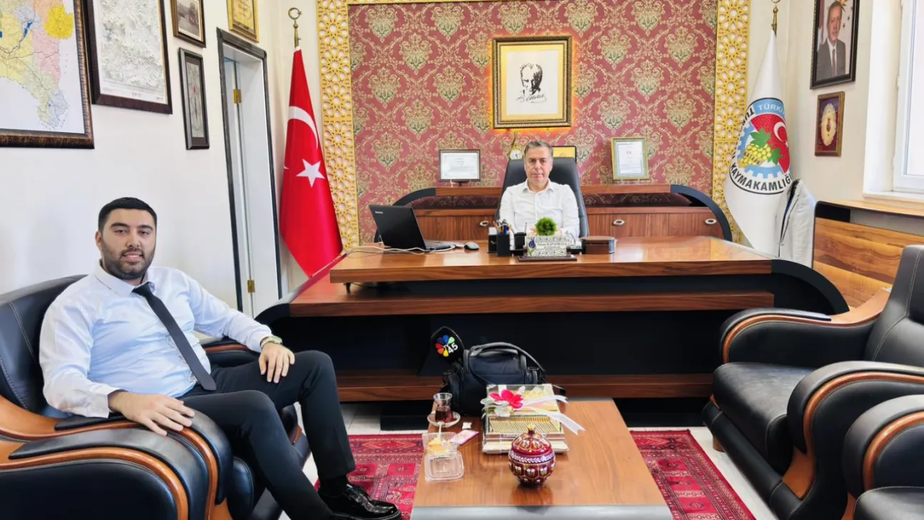 HaberKasaba/TV45 Ekibinden Turgutlu Kaymakamı Selami Kapankaya'ya Ziyaret