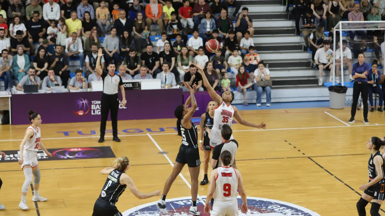 Turgutlu Belediyespor Kadın Basketbol Takımı, Final Serisinde Dördüncü Maç İçin Parkeye Çıkıyor