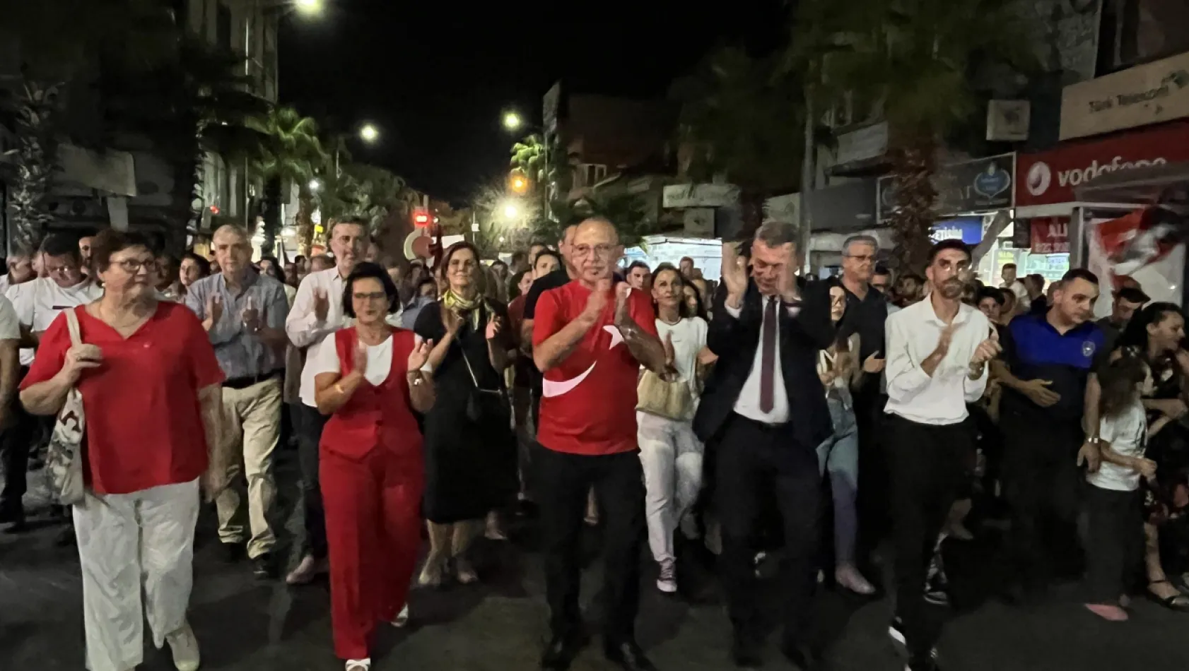 Turgutlu 30 Ağustos Zafer Bayramı'nı Coşkulu Kortejle Kutladı