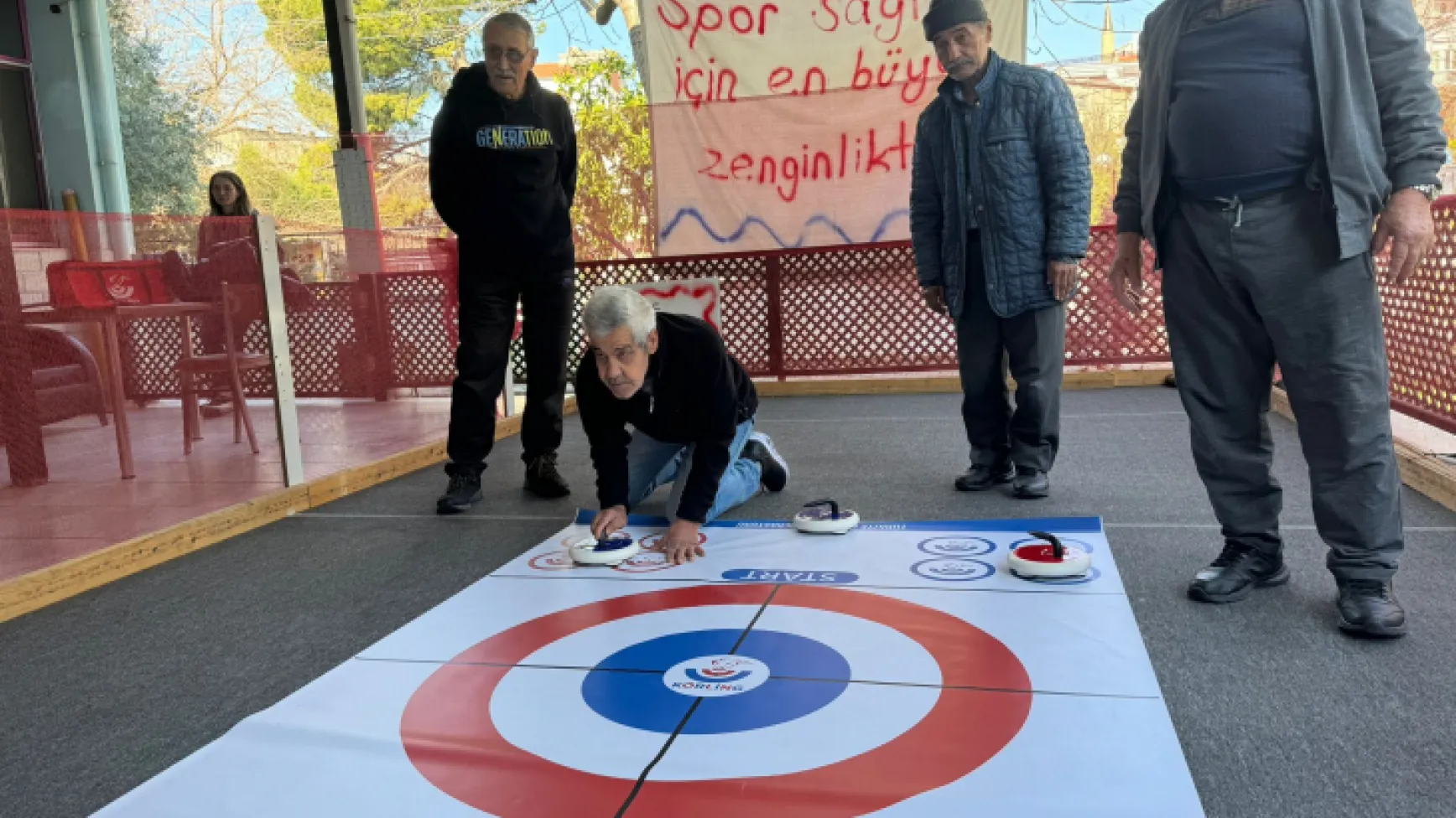 Turgutlu Belediyesi “Floor Curling” Sporunu Tanıtmaya Devam Ediyor