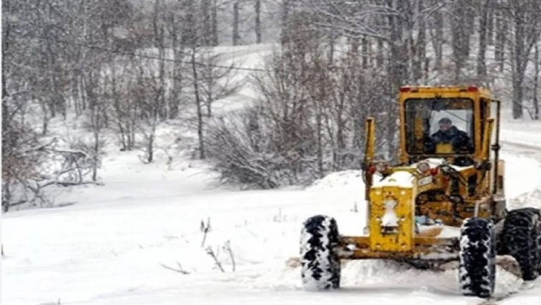 Turgutlu'da okullar yoğun kar nedeniyle tatil edildi