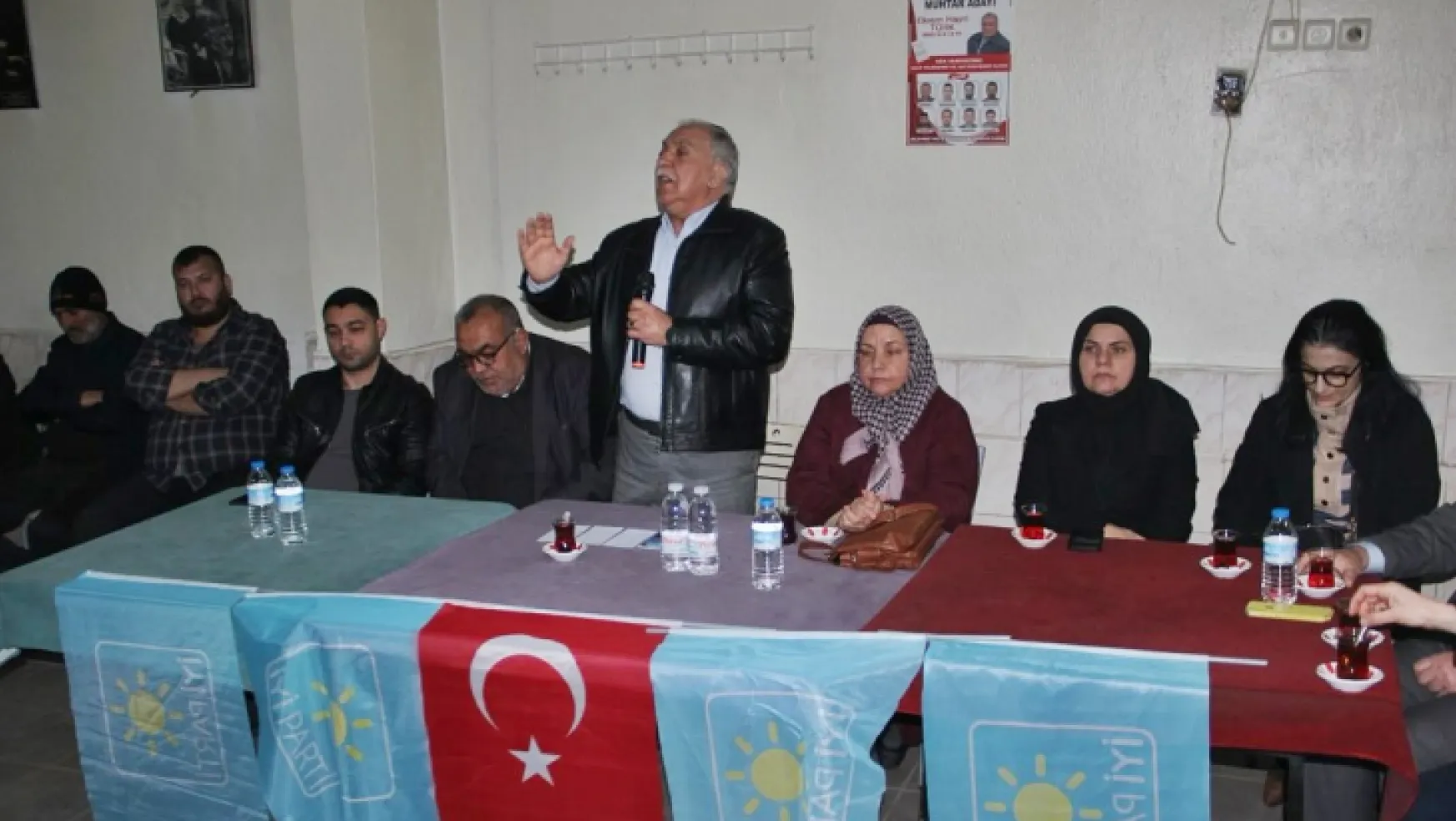 Ahmet Orhan, Akrabası olan Serhat Orhan'ı eleştiri yağmuruna tuttu