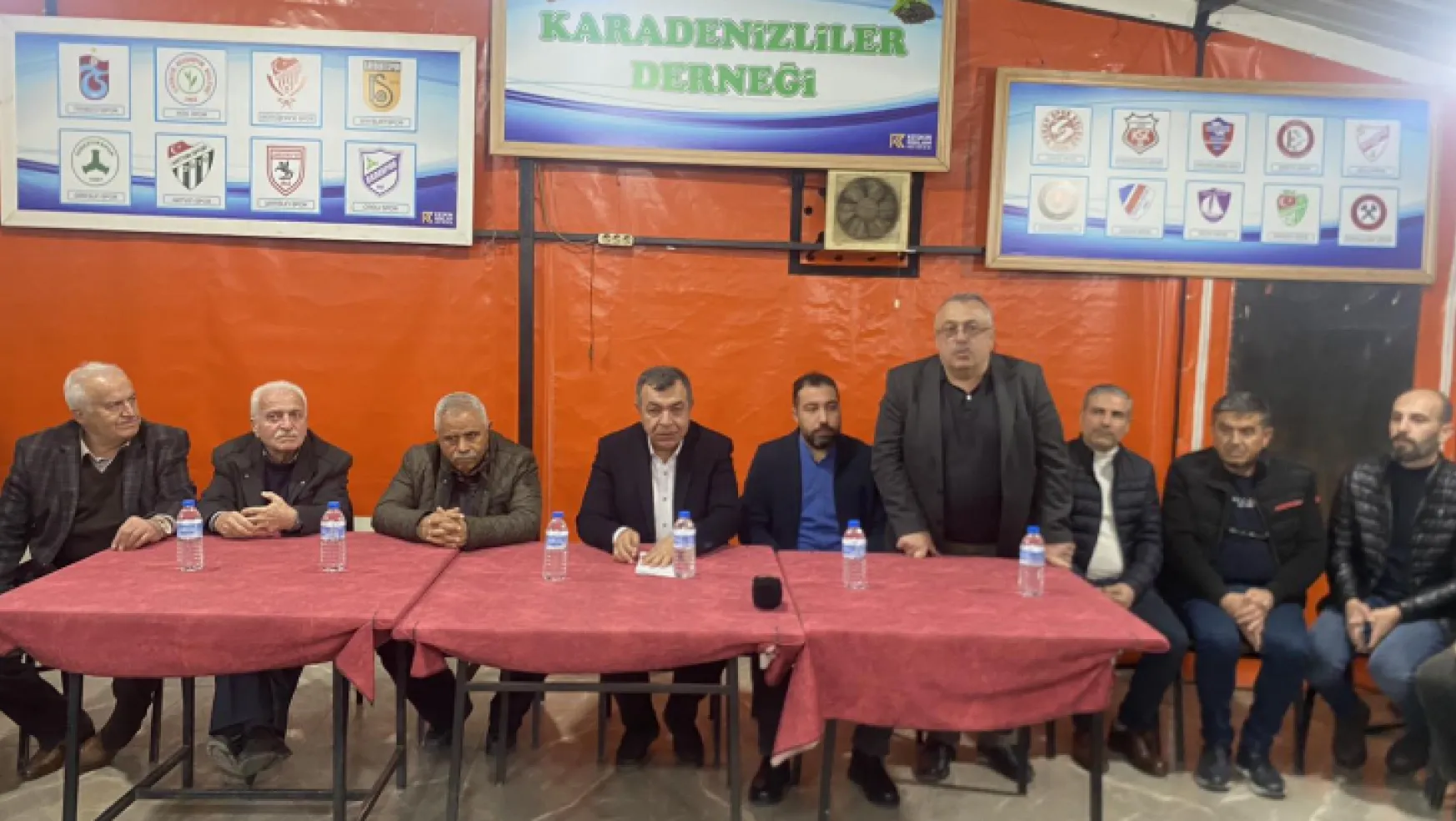 Başkan adayı Mustafa Serhat Orhan, Karadenizliler Derneği'ni ziyaret etti.