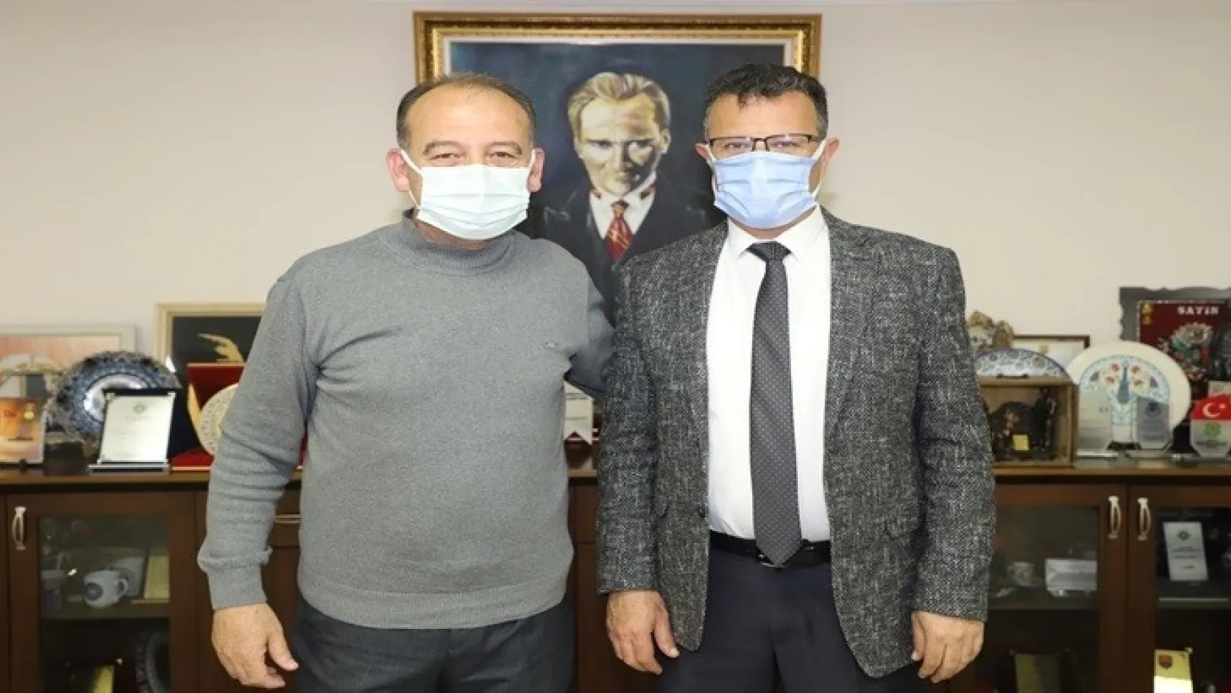 Başkan Çetin Akın, Alaşehir Belediye Başkanı Ahmet Öküzcüoğlu İle Bir Araya Geldi