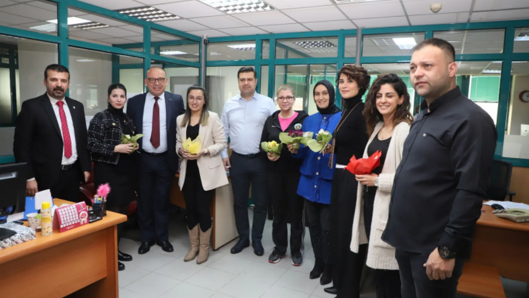 Başkan Çetin Akın ve Başkan Yardımcılarından Emekçi Kadınlar Günü Kutlaması