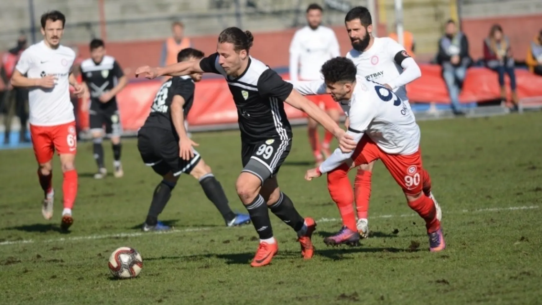 Büyükşehir Belediyespor, Zonguldak Deplasmanından 1 Puanla Döndü: 0-0