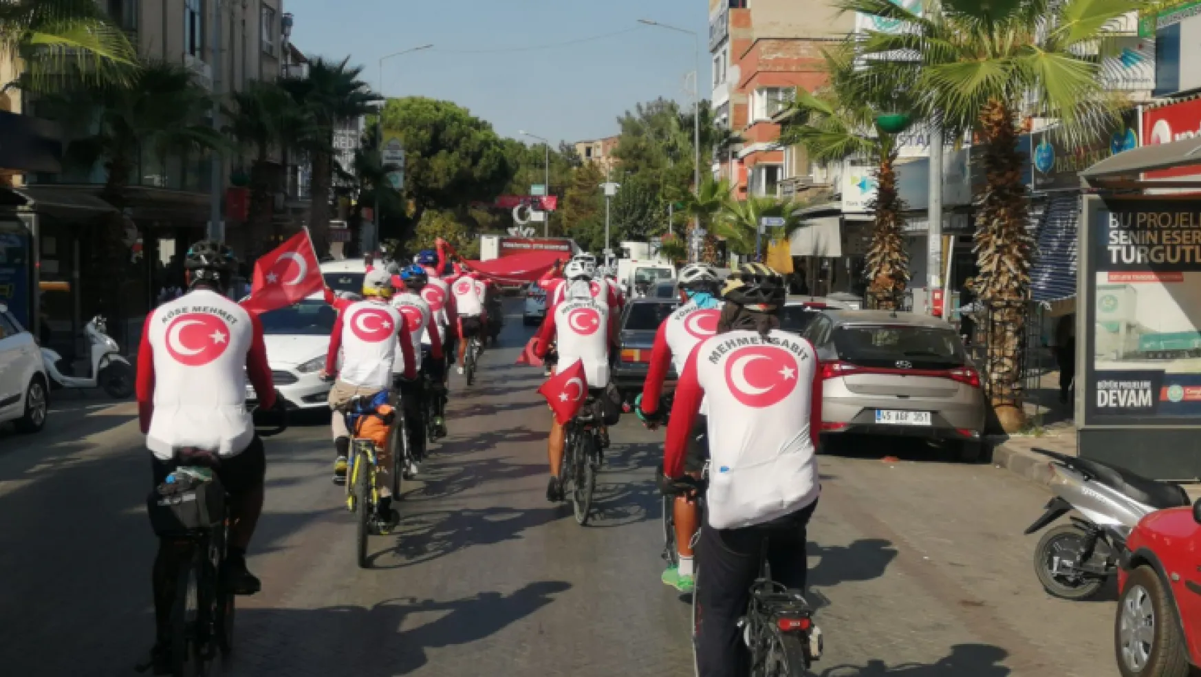 Büyük Taarruz Bisiklet Turu Ekibi Turgutlu'da Ağırlandı