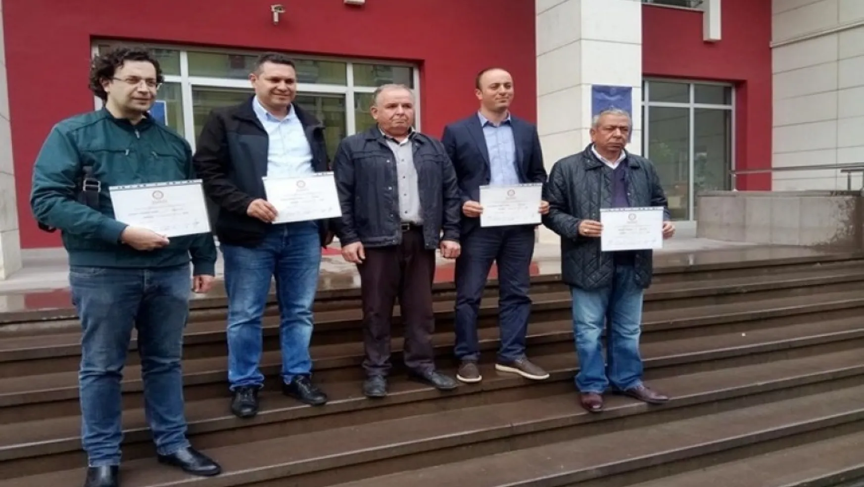 Turgutlu'da BBP'li Meclis Üyeleri CHP'ye mi geçiyor