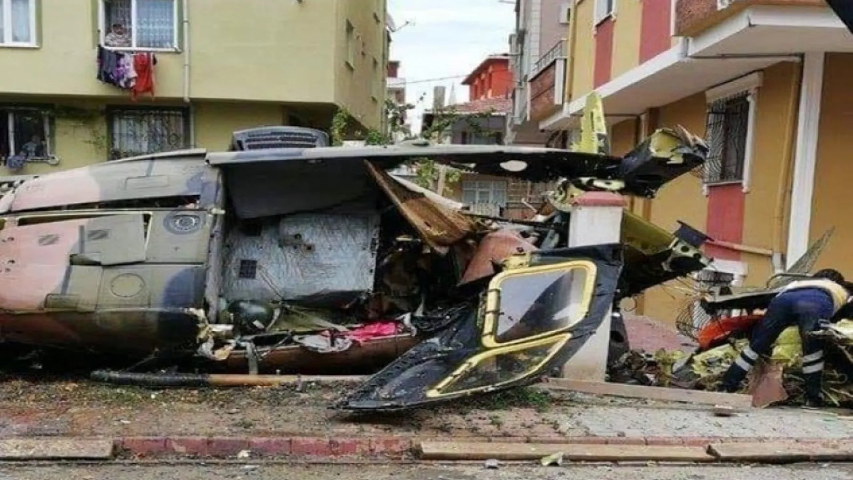 Sancaktepe'de Helikopter Kazası
