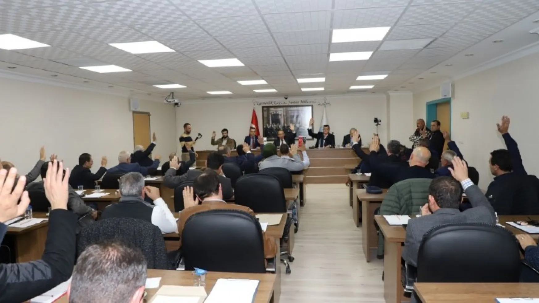 İki Aylık Aranın Ardından Turgutlu Belediye Meclisi Toplanıyor