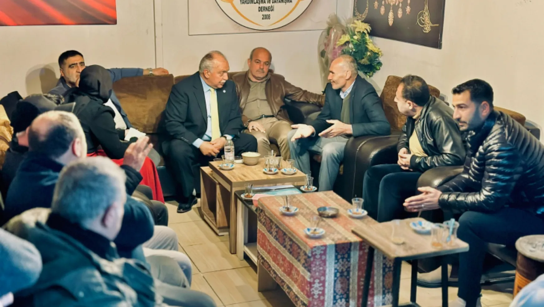 İYİ Partili Aday Ahmet Orhan'dan Bitlisliler Derneği'ne Ziyaret (Video Haber)