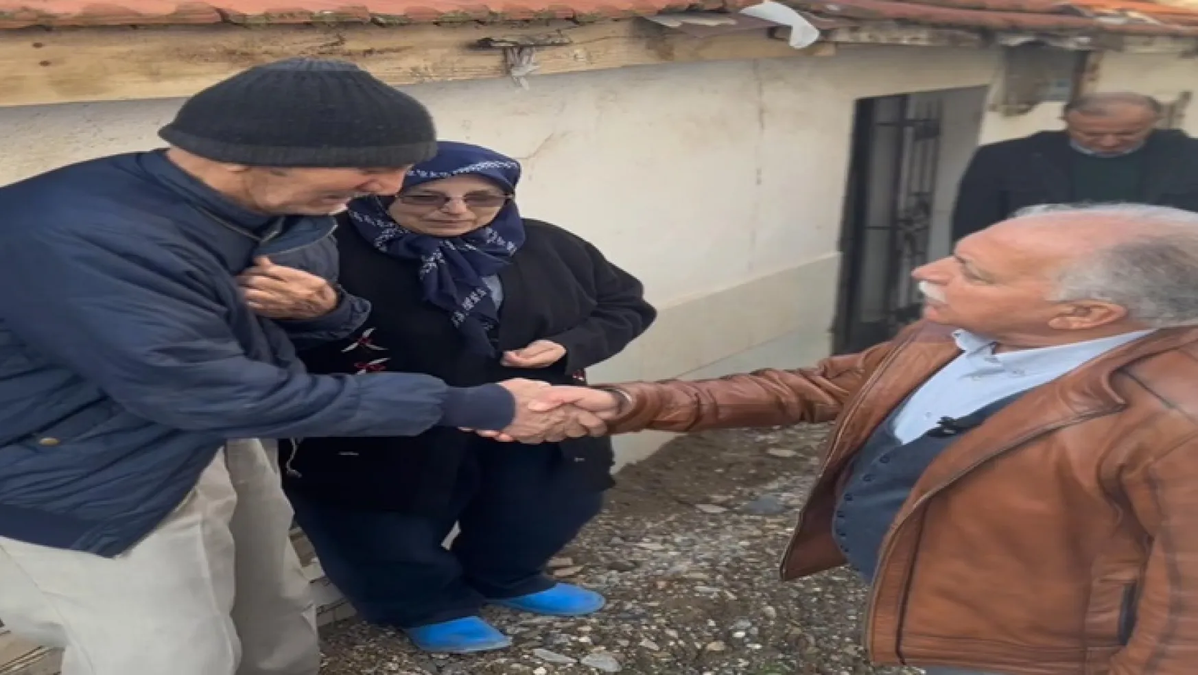 İyi Partili Aday Ahmet Orhan, 'Selvilitepelilerin Can Güvenliği İçin Bu Binayı Denetleyin' (Video)