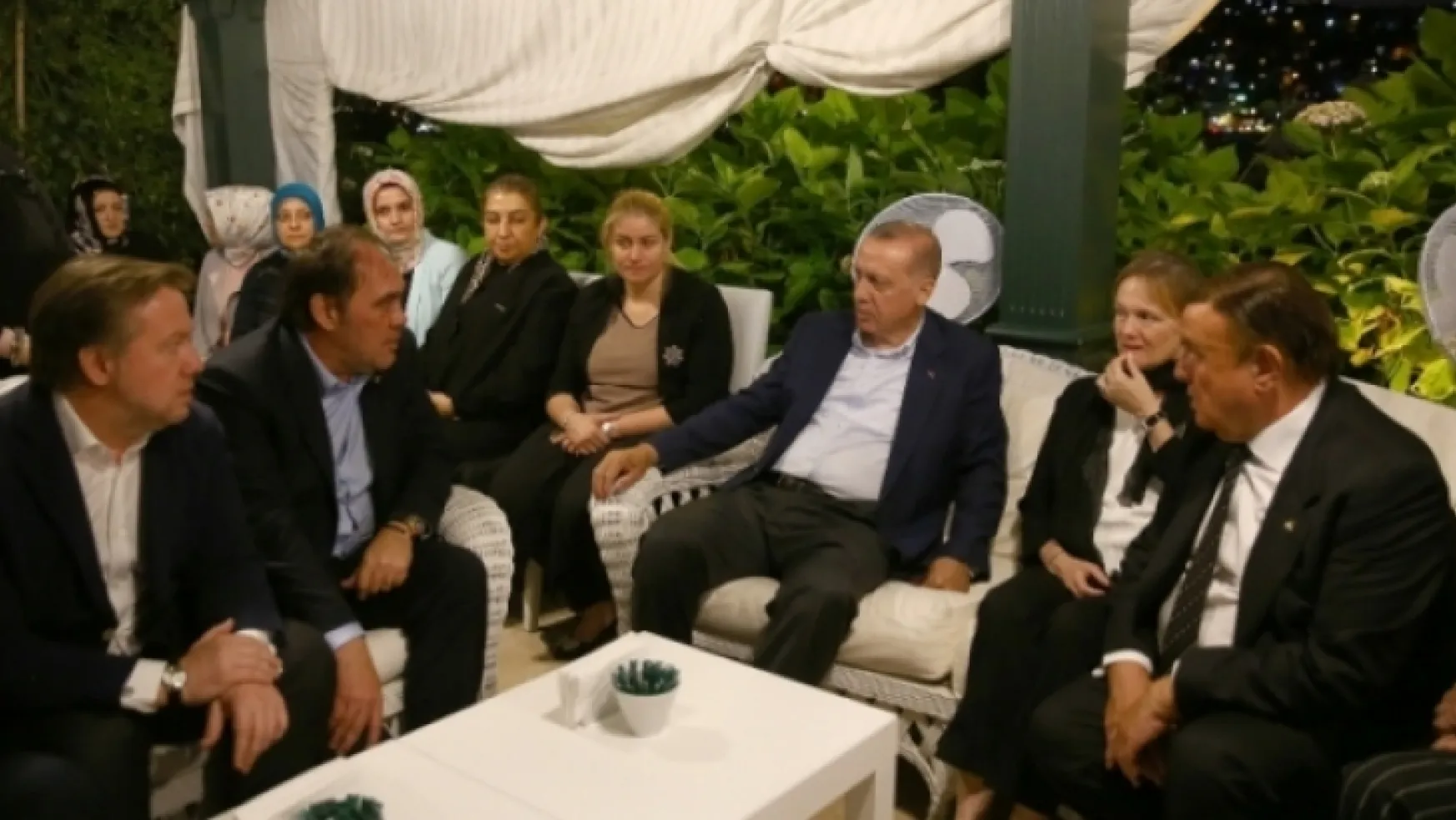 Demirören ailesine Erdoğan'dan taziye ziyareti