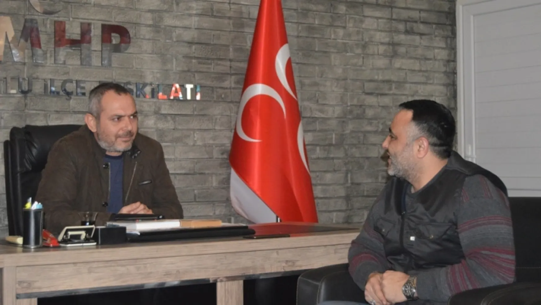 Karataş'ın bugün ki ziyareti MHP Turgutlu İlçe Teşkilatına oldu