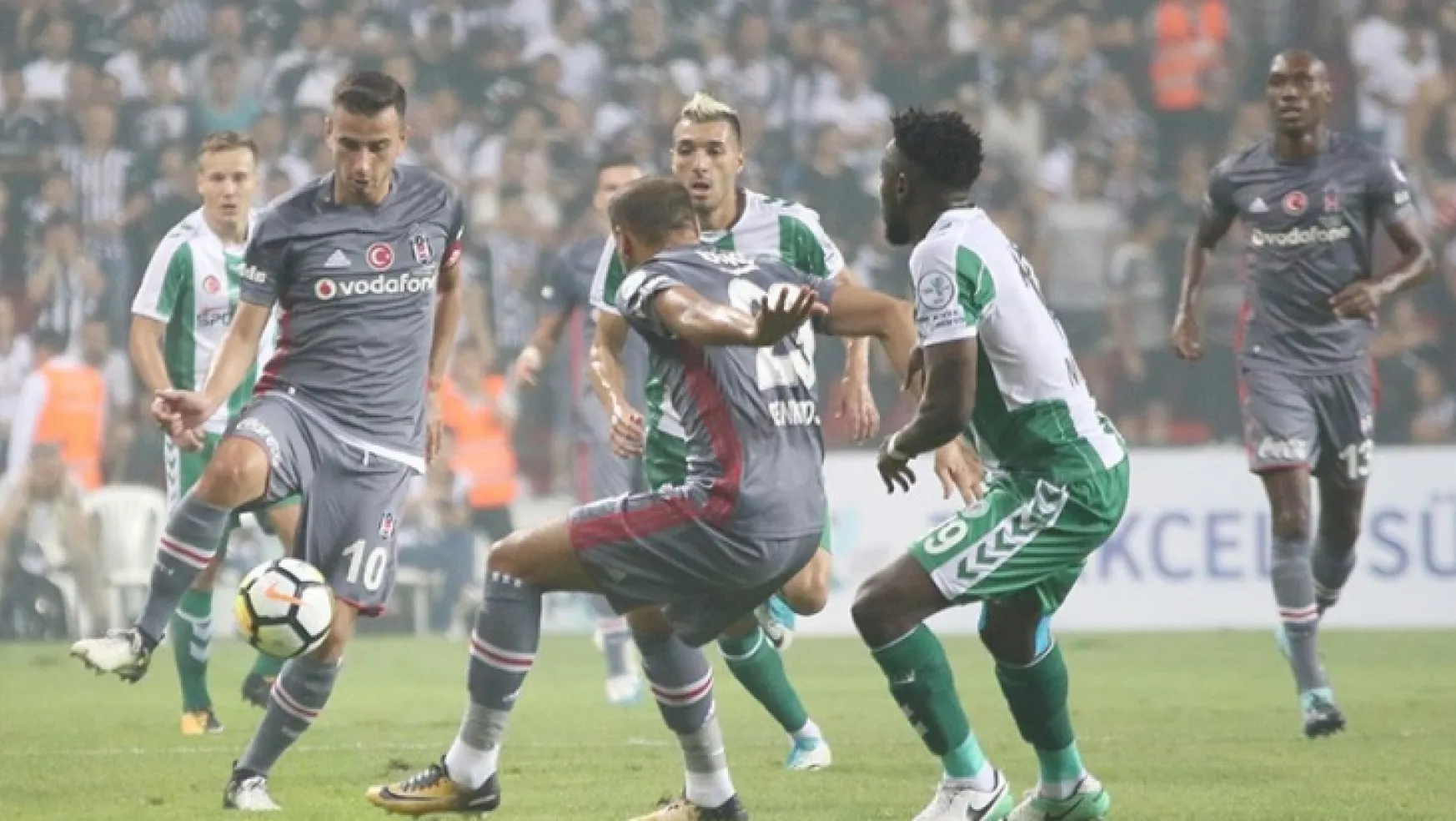 Atiker Konyaspor - Beşiktaş  2-1